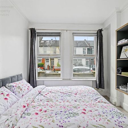 Cosy Tottenham Apartment Sleeps 4 Лондон Екстер'єр фото